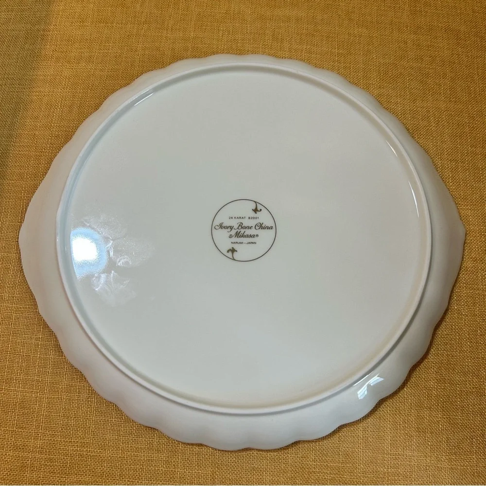 Mikasa Bone China 24k Gold Platter ivory gold plate dish